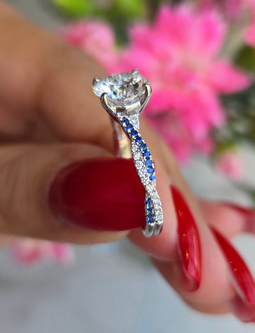 Kira - round brilliant diamond