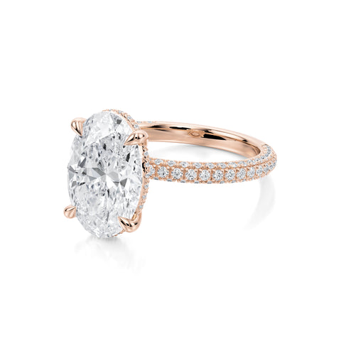Evelyn - oval shape diamond
